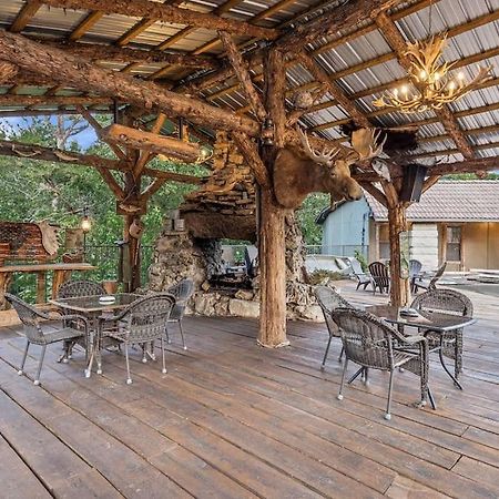 Stonegate Lodge 2 Queen Beds Fast Wifi 50In Tv Salt Water Pool Room # 305 Eureka Springs Exteriör bild